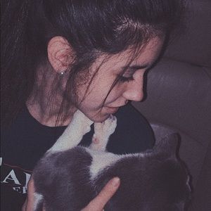 Meet your Posher, Lexi